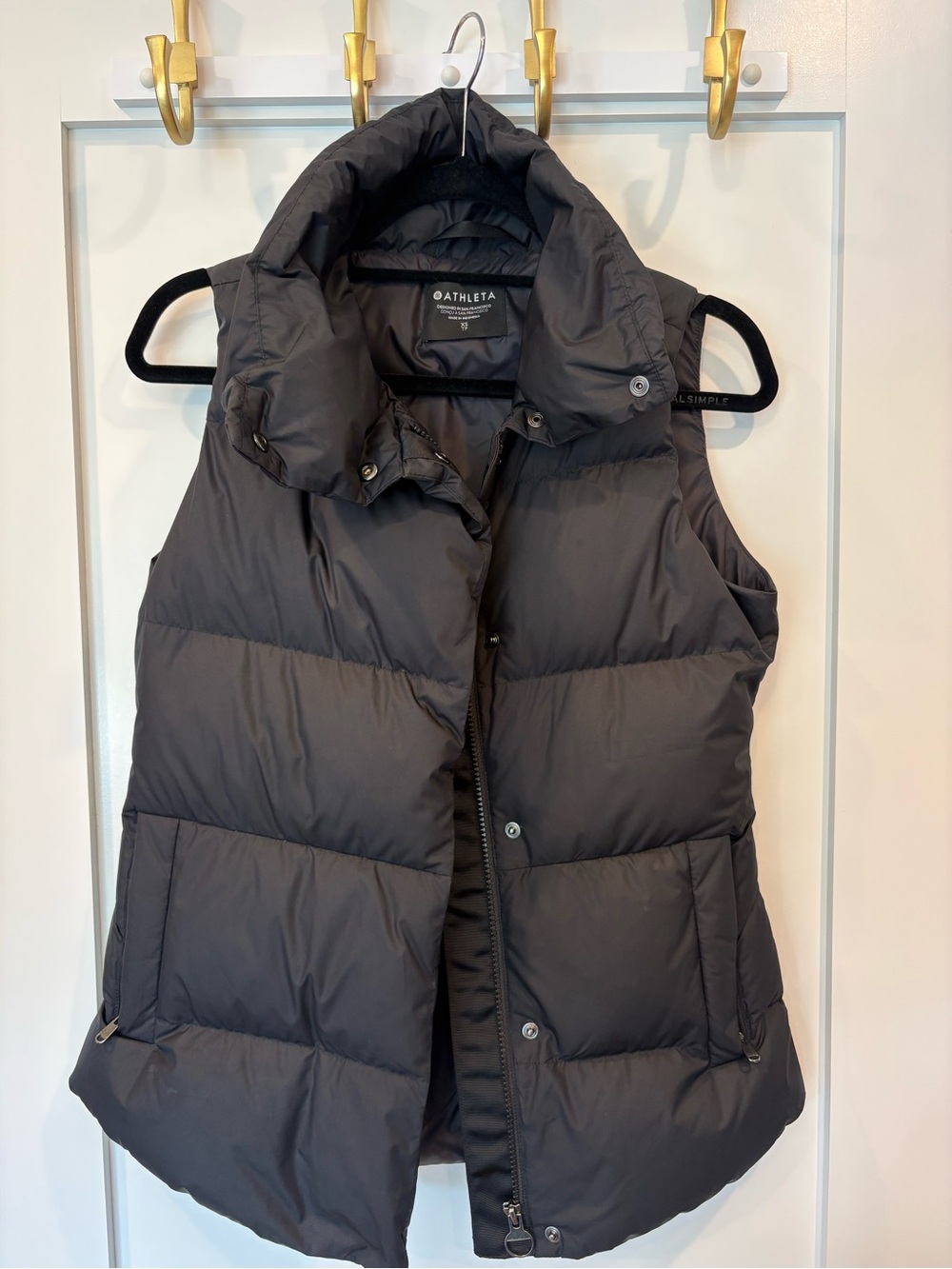 Athleta Black Quilted Down-Look Puffer Vest